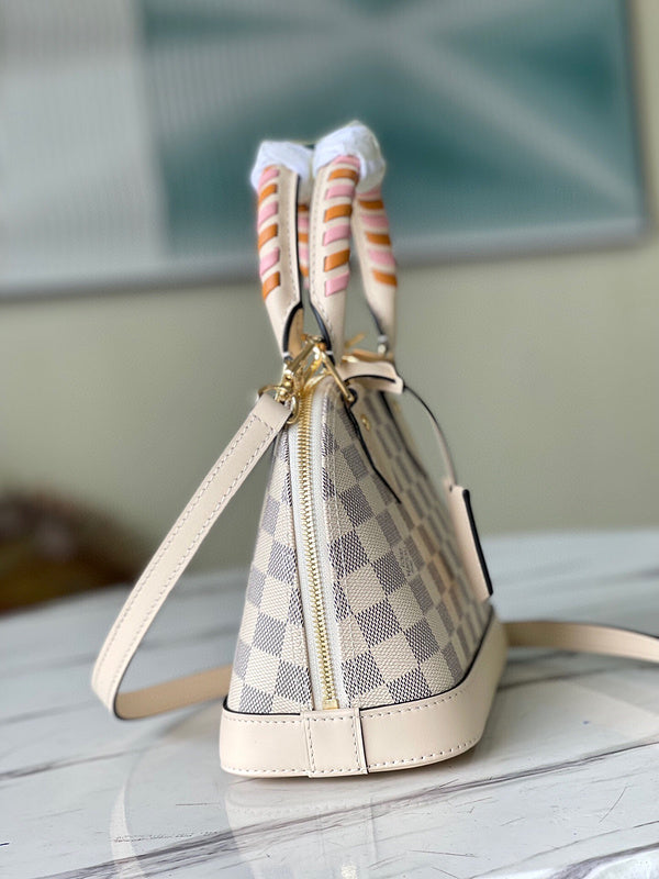 Beaunoirr Lu-Vi bags - 5280
