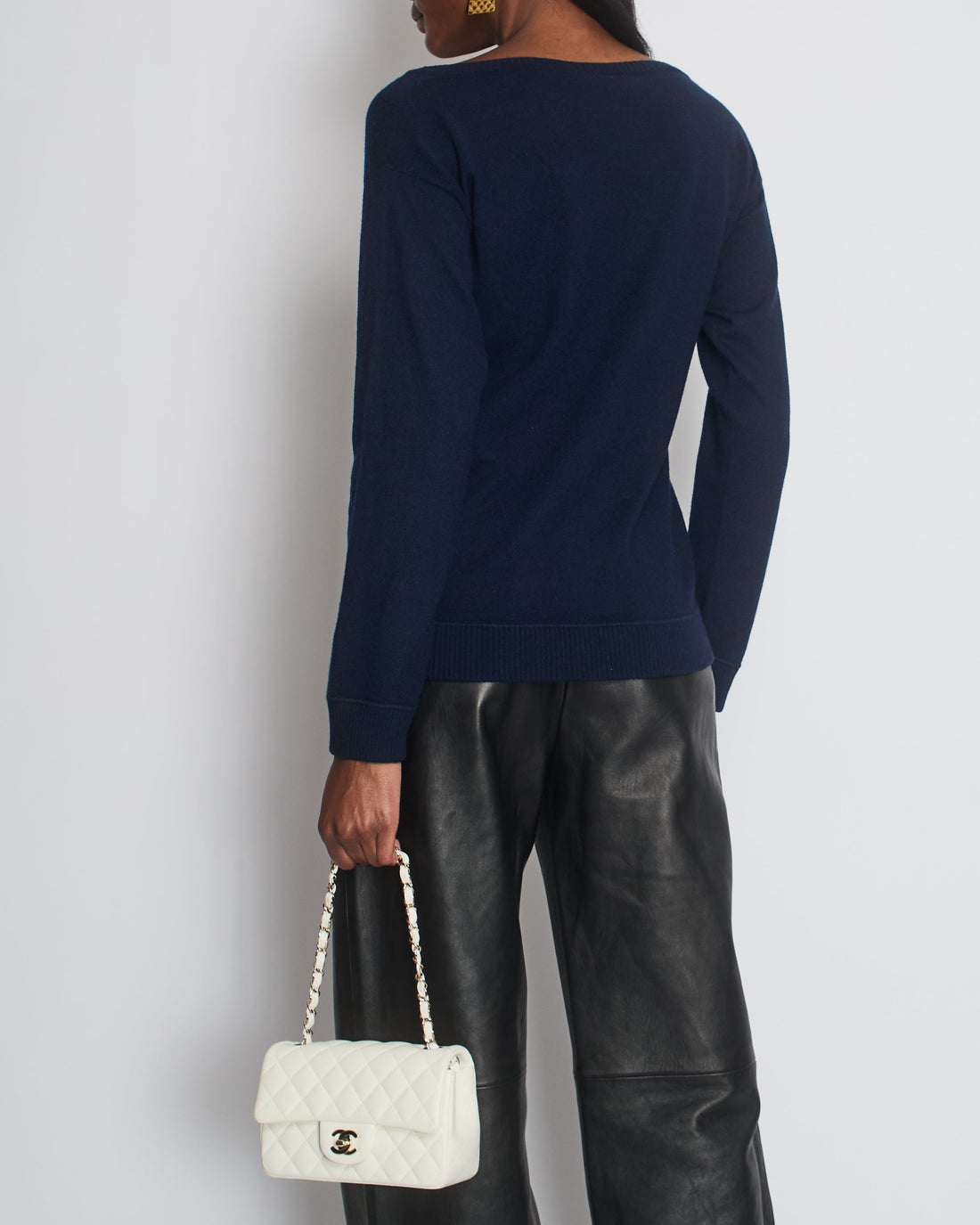 Top Quality Chanel Navy Cashmere Long-Sleeve Jumper with White CC Logo Embroidery Size FR 38 (UK 10)