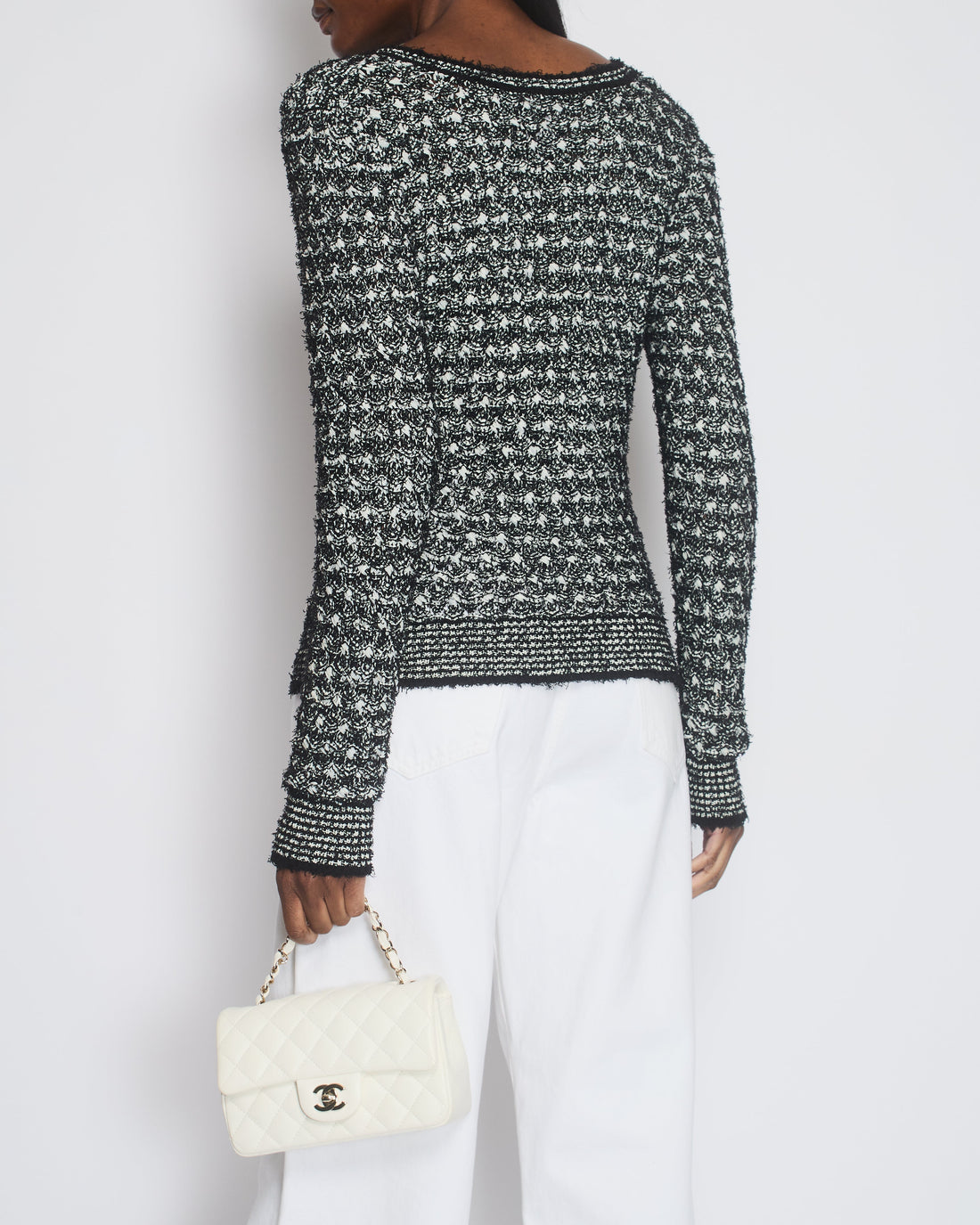 Top Quality Chanel Seoul 2010 Black V-Neck Lesage Tweed Jumper Size FR 40 (UK 12)