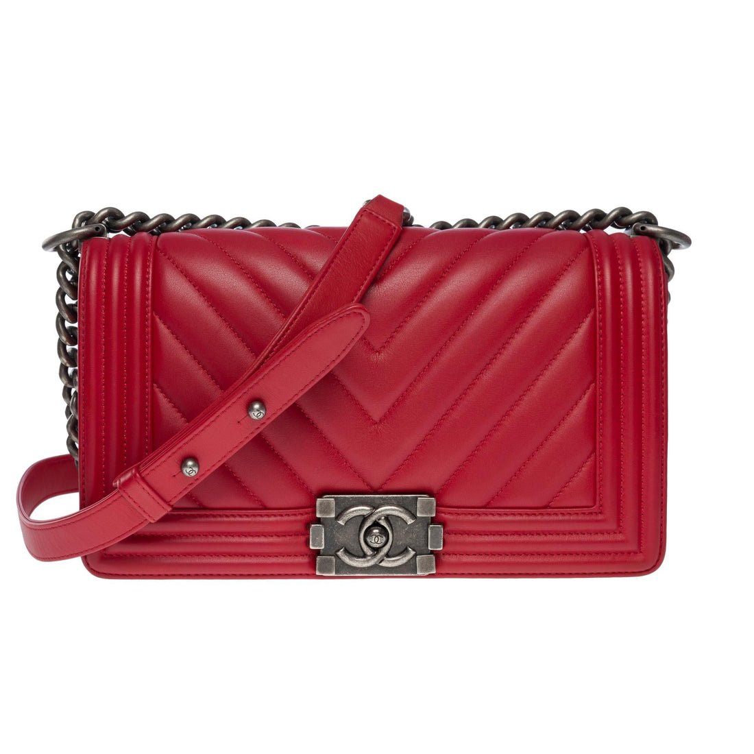 Top Quality Chanel Boy Old Medium shoulder bag in red quilted herringbone leather, SHW