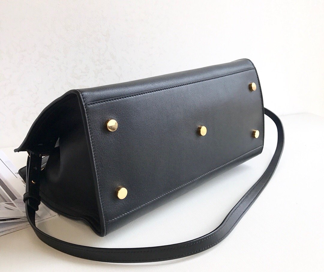 Yves Saint Laurent Monogram Cabas Small Black