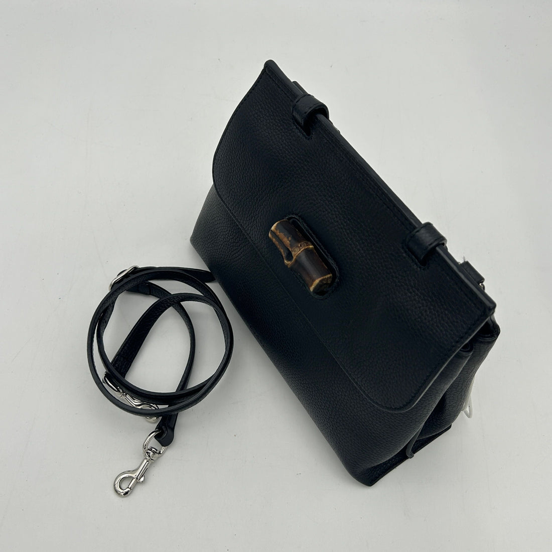 Bamboo daily top handle leather handbag Gucci Black in Leather LA12350