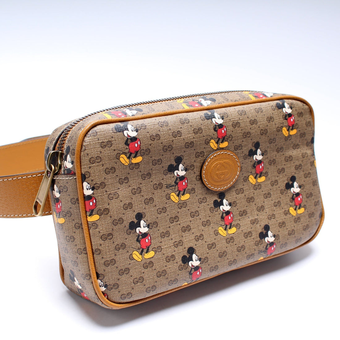 602695 Disney x Gucci Mickey Belt Bag