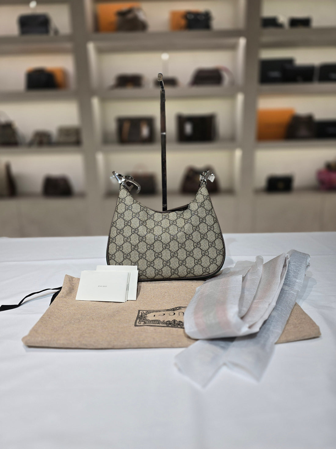 Gucci GG Supreme Attache Small Shoulder Bag 699409 87791600