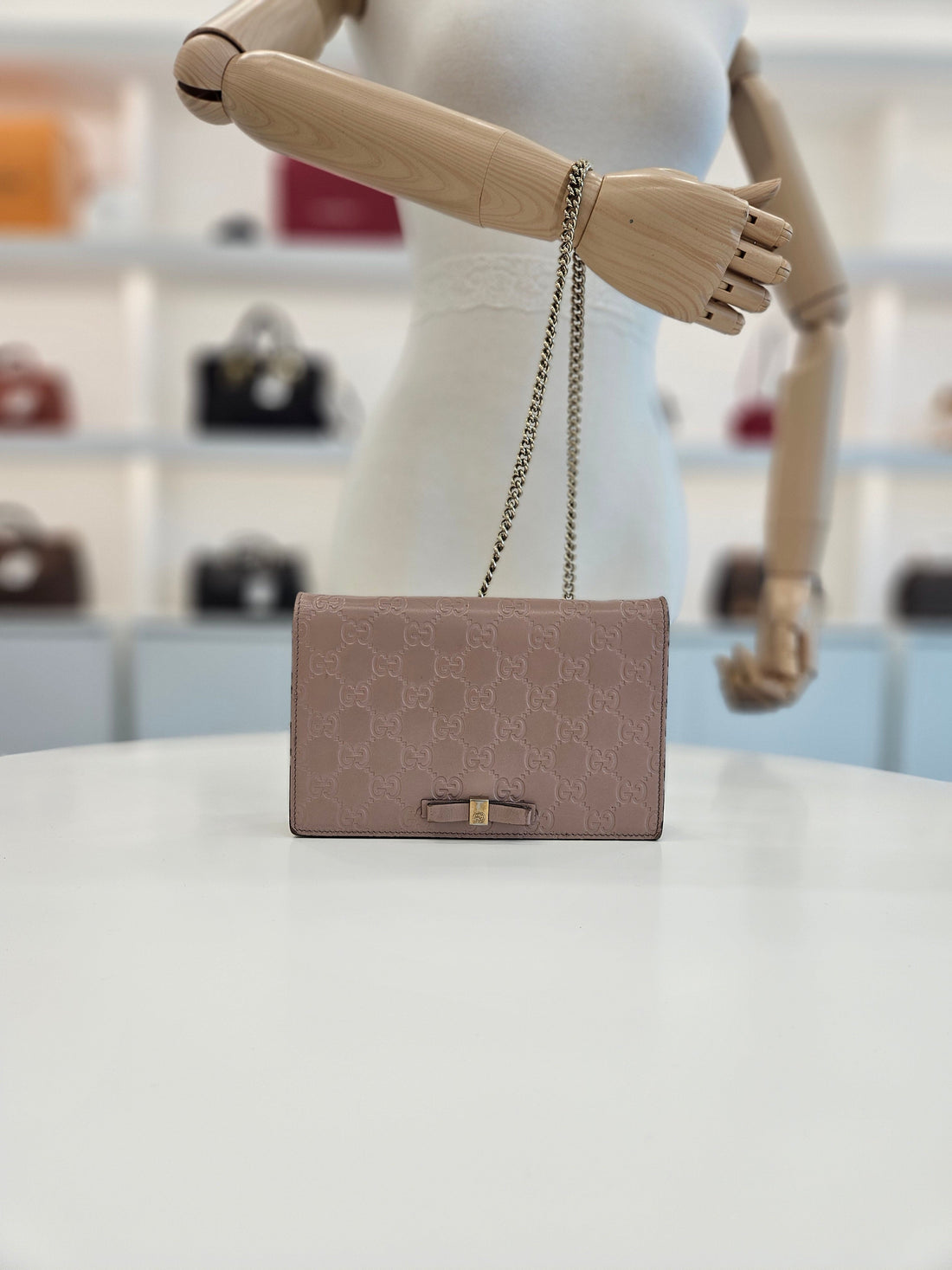 Gucci Shima Mini Crossbody Bag NBS7210904 138566696