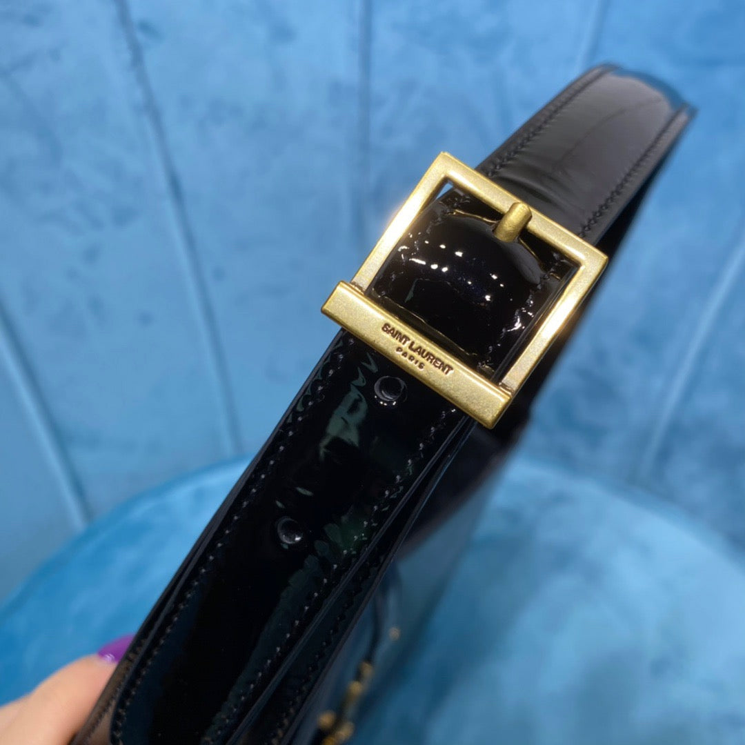 Yves Saint Laurent  Hobo Bag In Smooth Noir