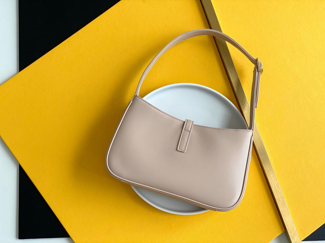 Yves Saint Laurent  Hobo Bag Light Ivoire