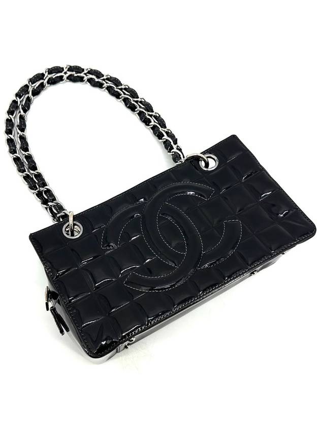 Chocolate bar patent mini chain shoulder bag Chanel