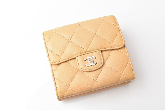 Top Quality Chanel Lambskin Trifold Wallet A82288 Beige/Silver
