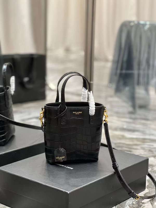 Yves Saint Laurent - Bags