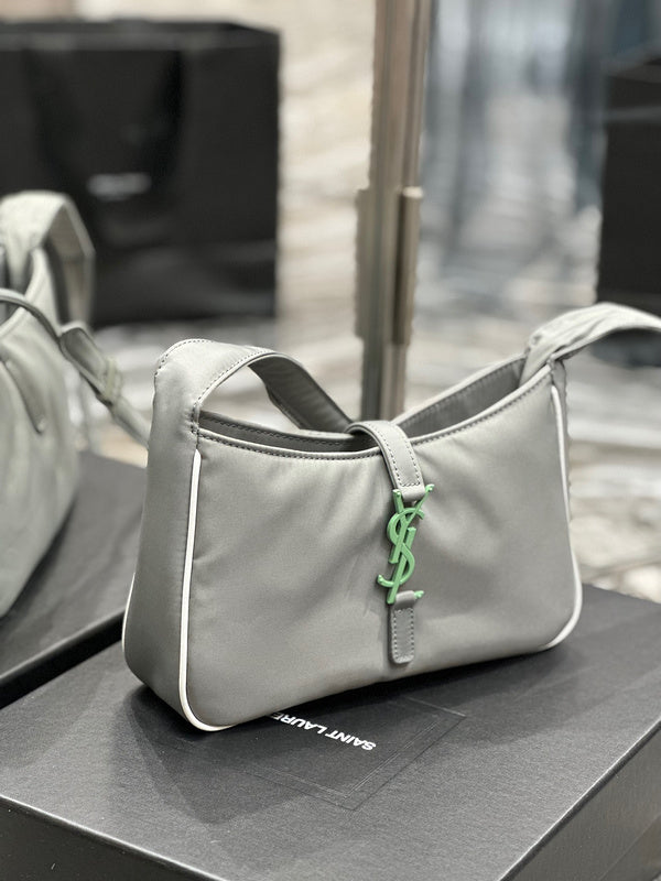 Beaunoirr - Yves Saint Laurent - Bags - 160