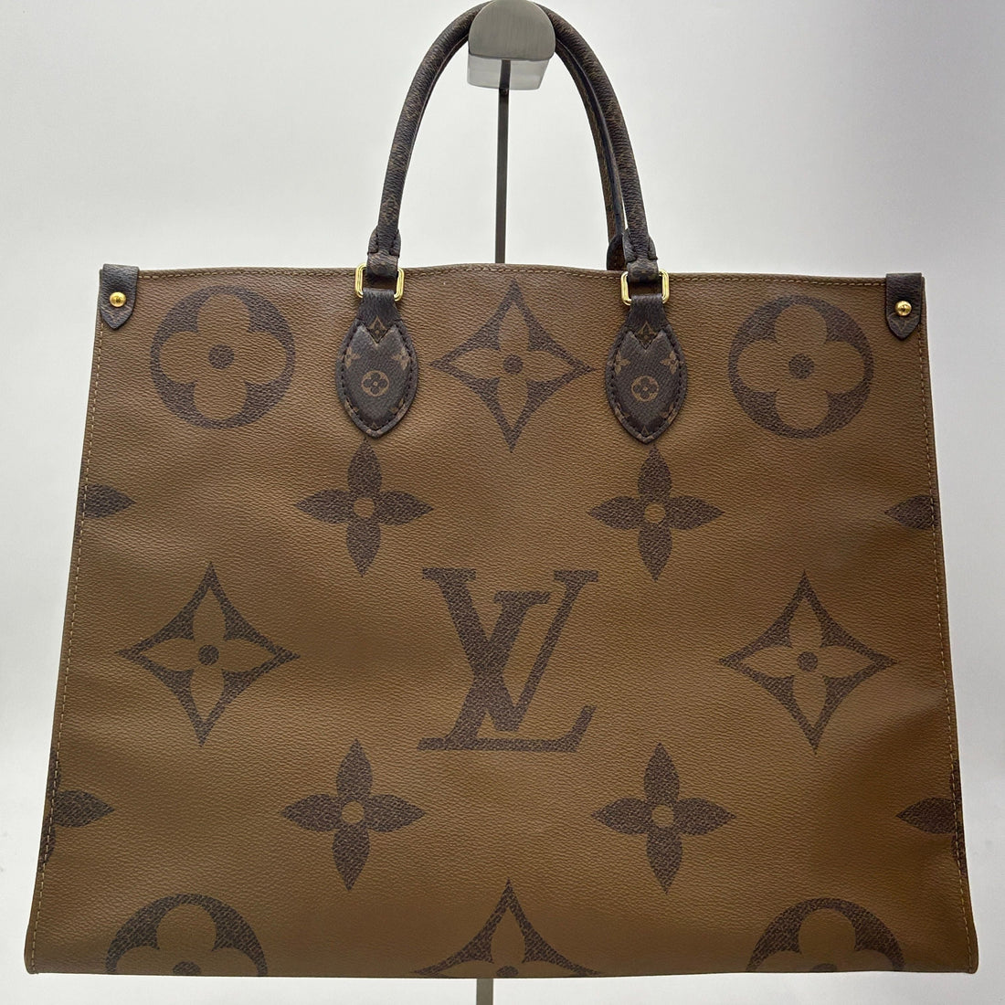 Louis Vuitton On the Go MM LA42328