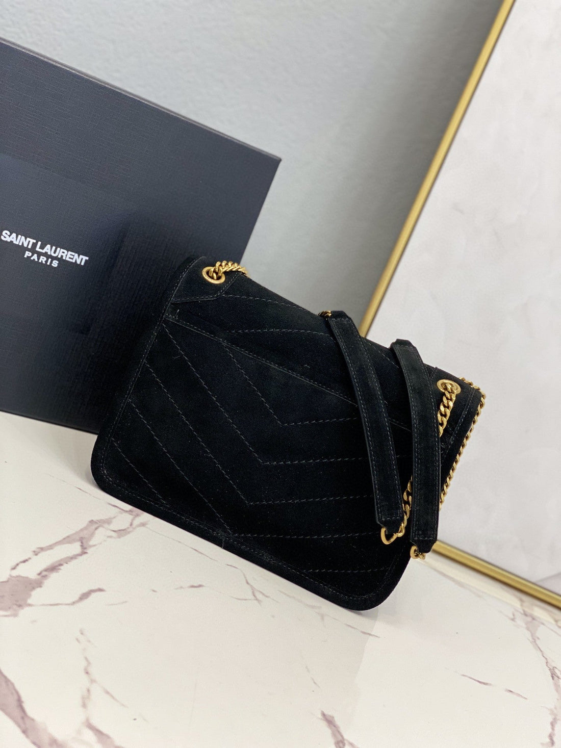 Yves Saint Laurent Niki Baby Chain Bag Black