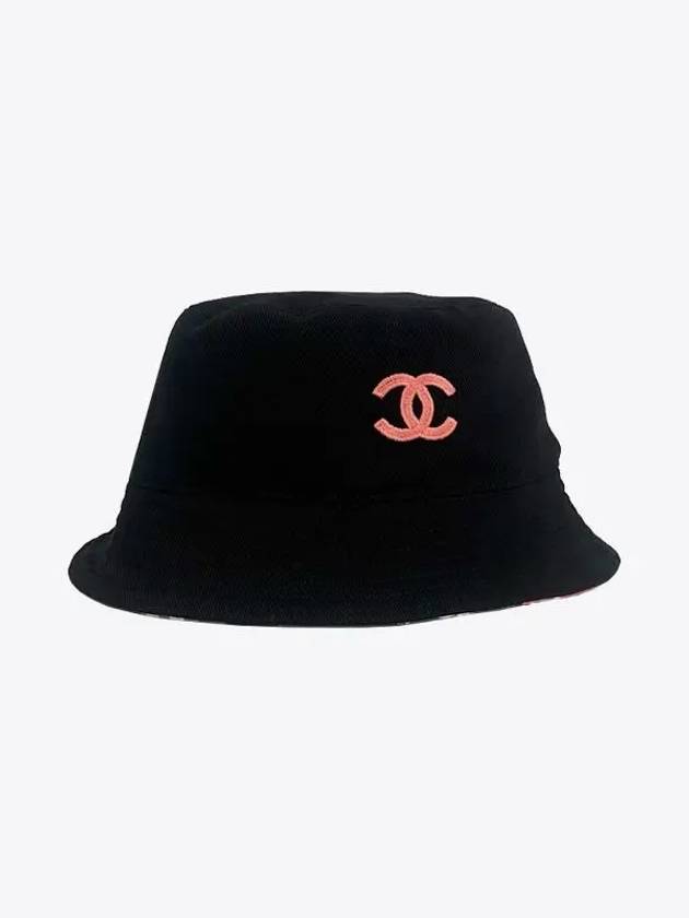 CC Logo Reversible Bucket Hat Black Chanel