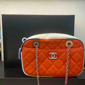 Cuba Camera Bag Quilted Lambskin Small B8-41