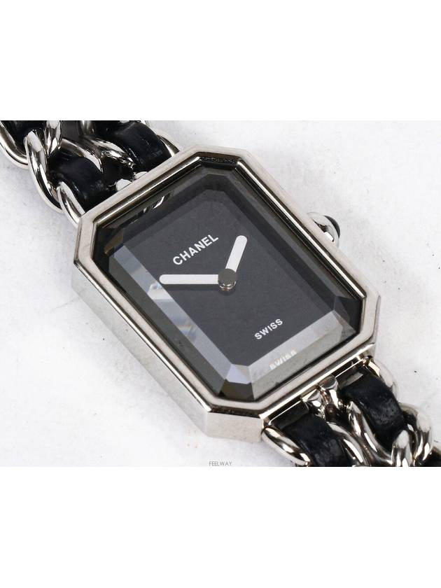 women watch Chanel