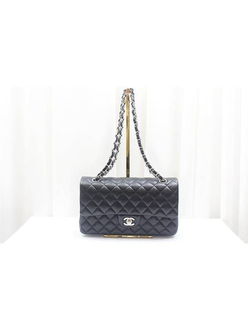 Lambskin classic medium black silver chain shoulder bag A01112 Chanel