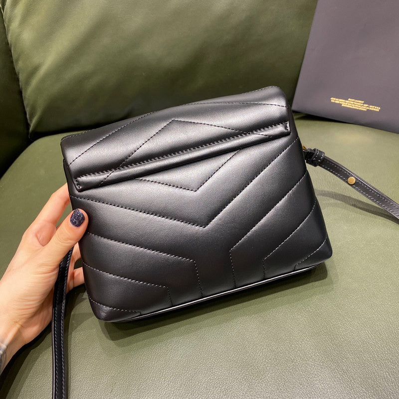 Yves Saint Laurent - Bags