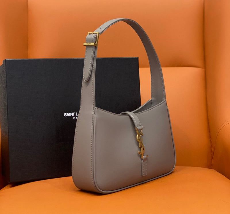 Beaunoirr - Yves Saint Laurent - Bags - 235
