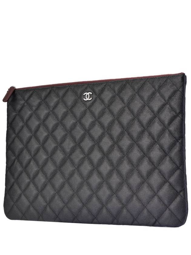 Women s und clutch caviar large Chanel