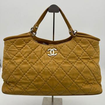 Top Quality Chanel Beige Quilted Shimmer Nubuck Leather Sea Hit Tote Bag