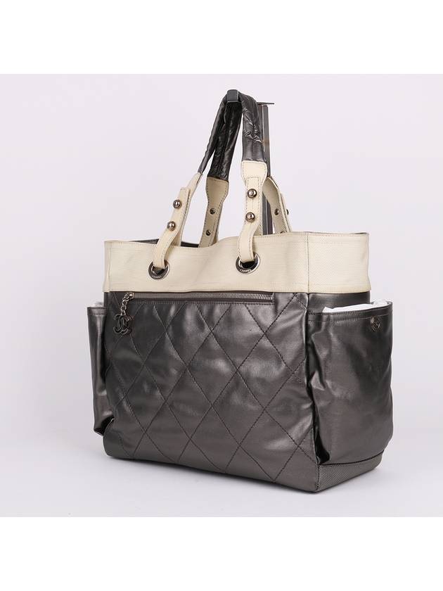 Biarritz gray large tote and shoulder bag Chanel