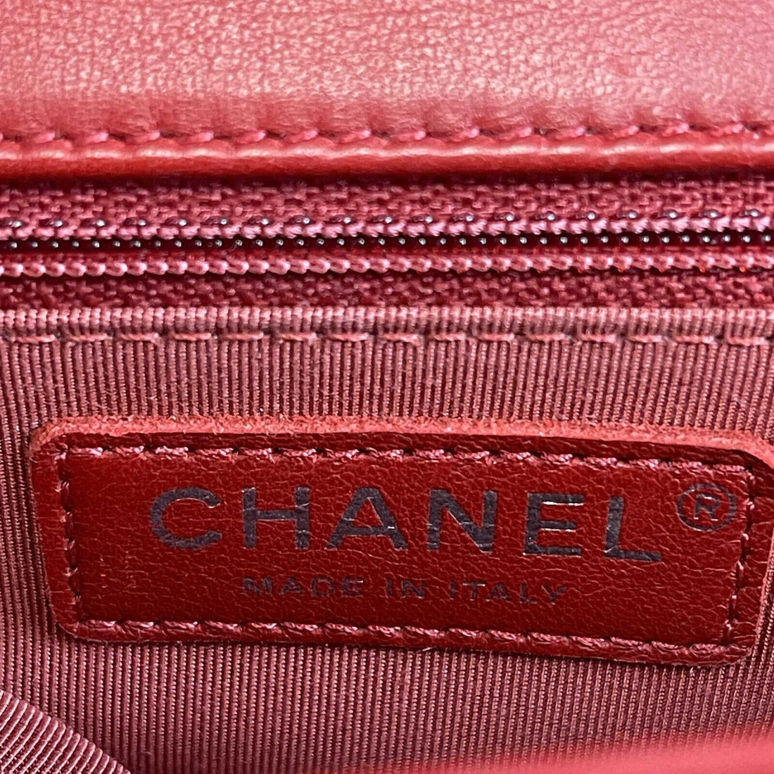 Top Quality Chanel Boy New Bag Quilted Calfskin New Medium Red Crossbody Bag