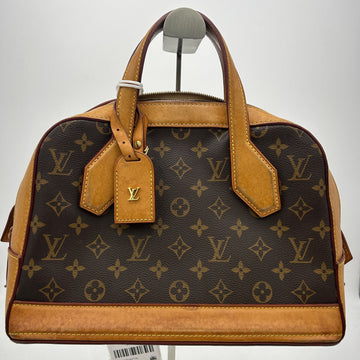 Louis Vuitton Monogram Coated Canvas Dora PM Tote Bag LA19581