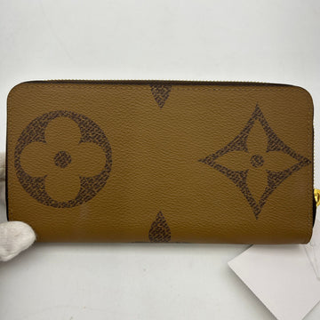 Louis Vuitton Giant Reverse Monogram Zippy Wallet ITBG7E7E0HNQ