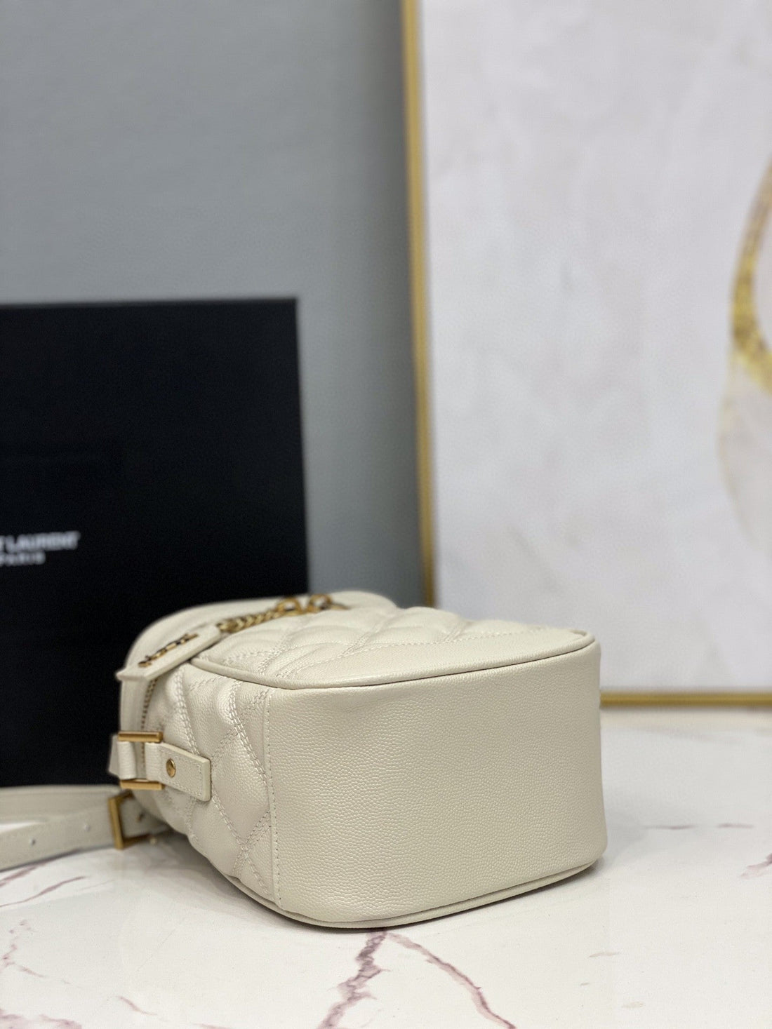 Yves Saint Laurent  Vanity Bag In Carr Quilted Grain De Poudre White