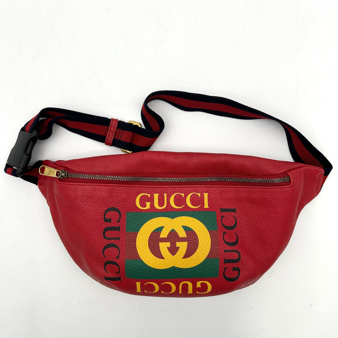Gucci Bags |  Gucci, Large Red Bumbag LA29137