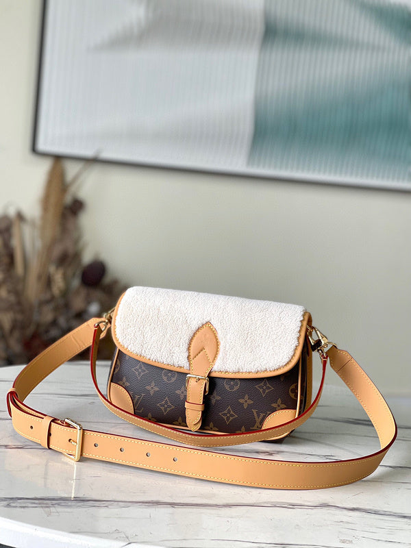 Beaunoirr Lu-Vi bags - 4611