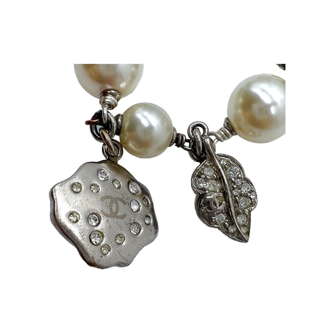 Top Quality Chanel  Pearl Charm Choker Necklace