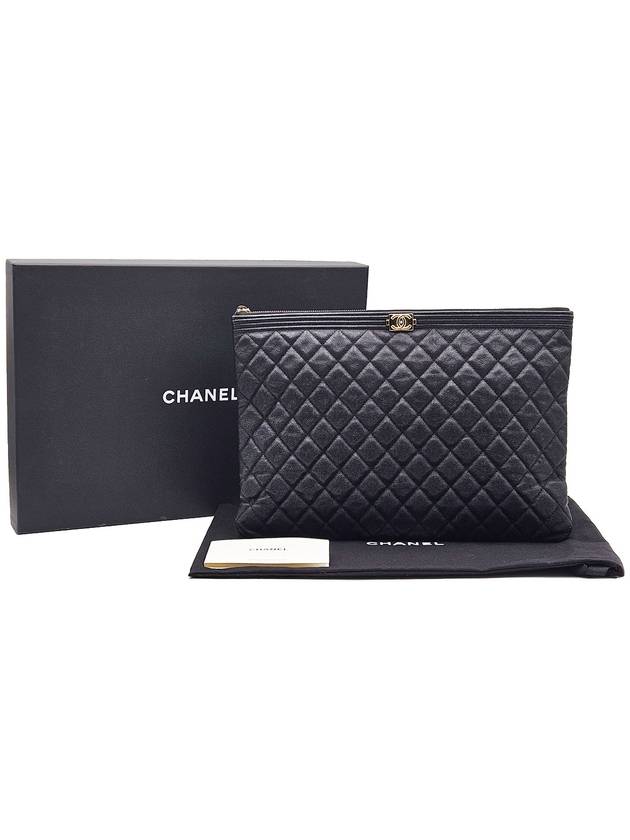 Top Quality Chanel A84407 Black Caviar Champagne Gold Metal Boy Large Clutch Unit 29 Chanel