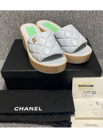 slippers 250 Chanel
