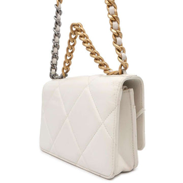 CHANEL 19 Chain wallet WhiteAP0957 Lambskin