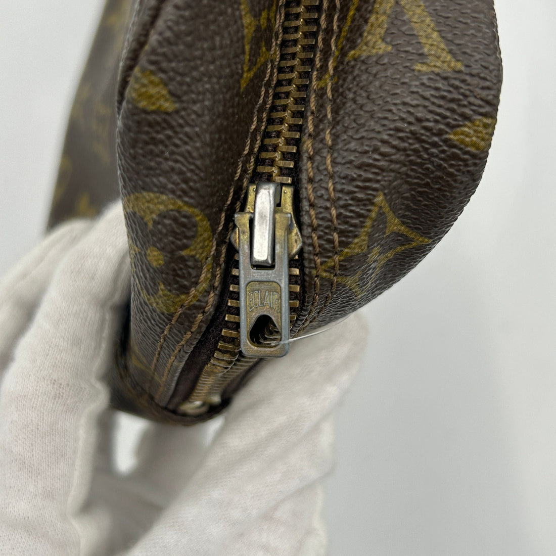 LOUIS VUITTON Trousse Toilette Monogram Brown Handbag lv8819fs