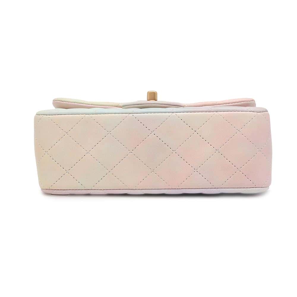 CHANEL Matelasse Gradation2awyChainShoulder MulticolorAS2431 Lambskin