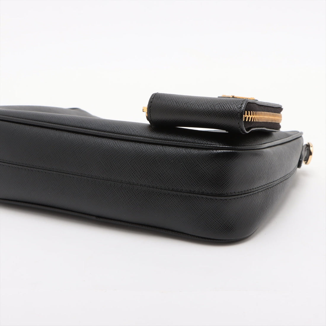 Prada Nero Saffiano Leather Re-Edition 2005 Bag [Clearance Sale]