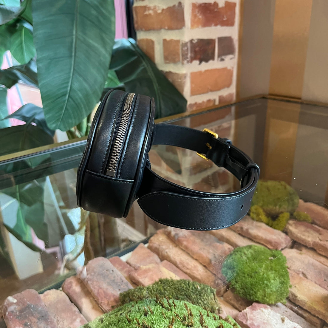 GUCCI GG Marmont Black Calfskin Matelasse Belt Bag 65/26