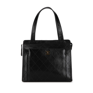 Top Quality Chanel CC Quilted Calfskin Tote (SHG-iwtrUK)