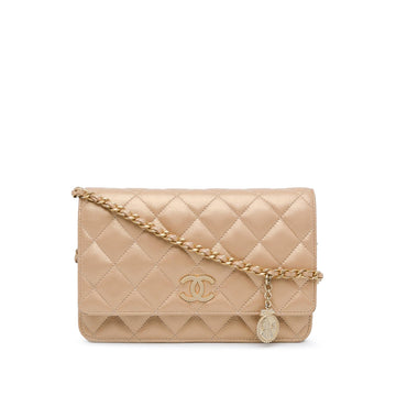 Top Quality Chanel CC Quilted Lambskin Coin Charm Wallet on Chain (SHG-cXVvnN)