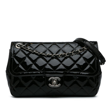 Top Quality Chanel Medium Patent Coco Shine Flap (SHG-jeEdZZ)