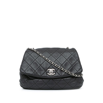 Top Quality Chanel Quilted Calfskin Curvy Flap (SHG-7XhJvX)