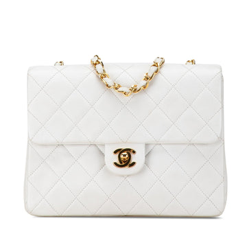 Top Quality Chanel Square Classic Quilted Lambskin Flap (SHG-iqwoWK)