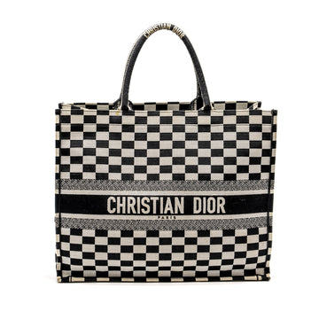 Top quality Dior Large Book Tote White Checkered Embroidered Canvas Black / White