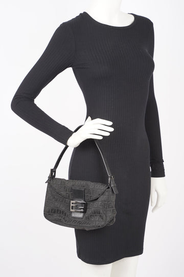 Fendi Womens Baguette Bag Black Small