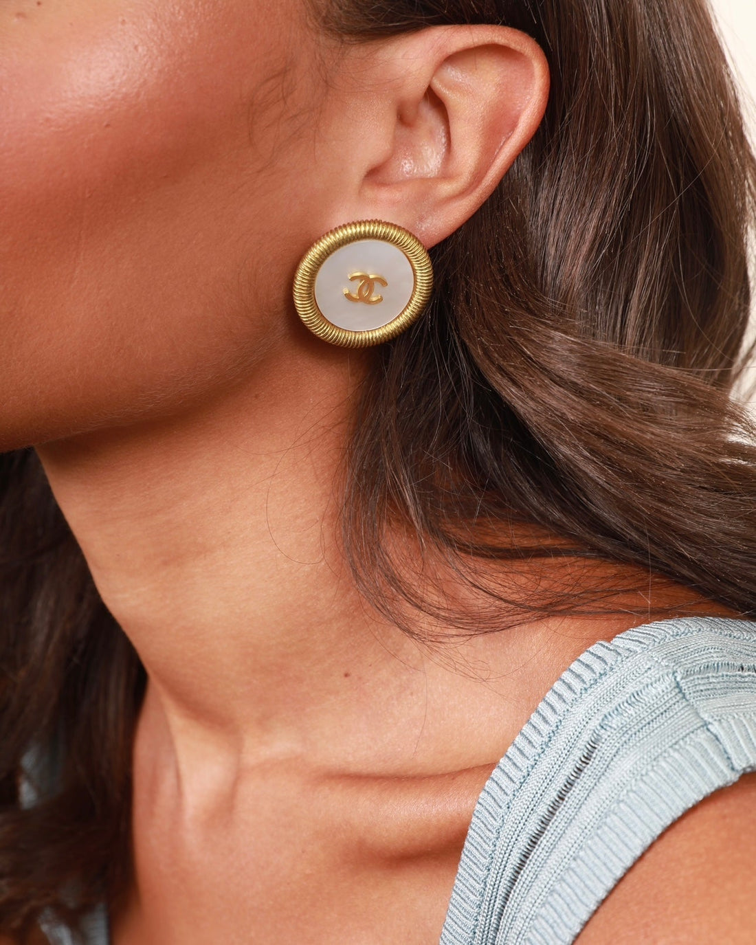 Top Quality Chanel  94P Gold Iridescent Pearl with CC Logo Round Clip-On Earrings