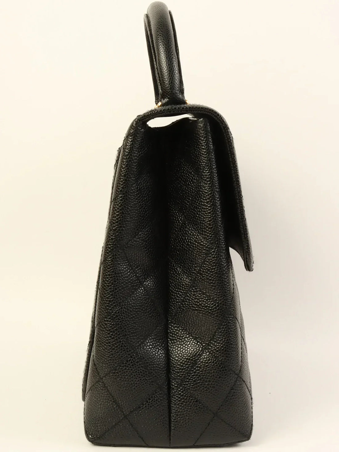 Top Quality Chanel Around 2001 Made Caviar Skin Turn-Lock Top Handle Bag Black