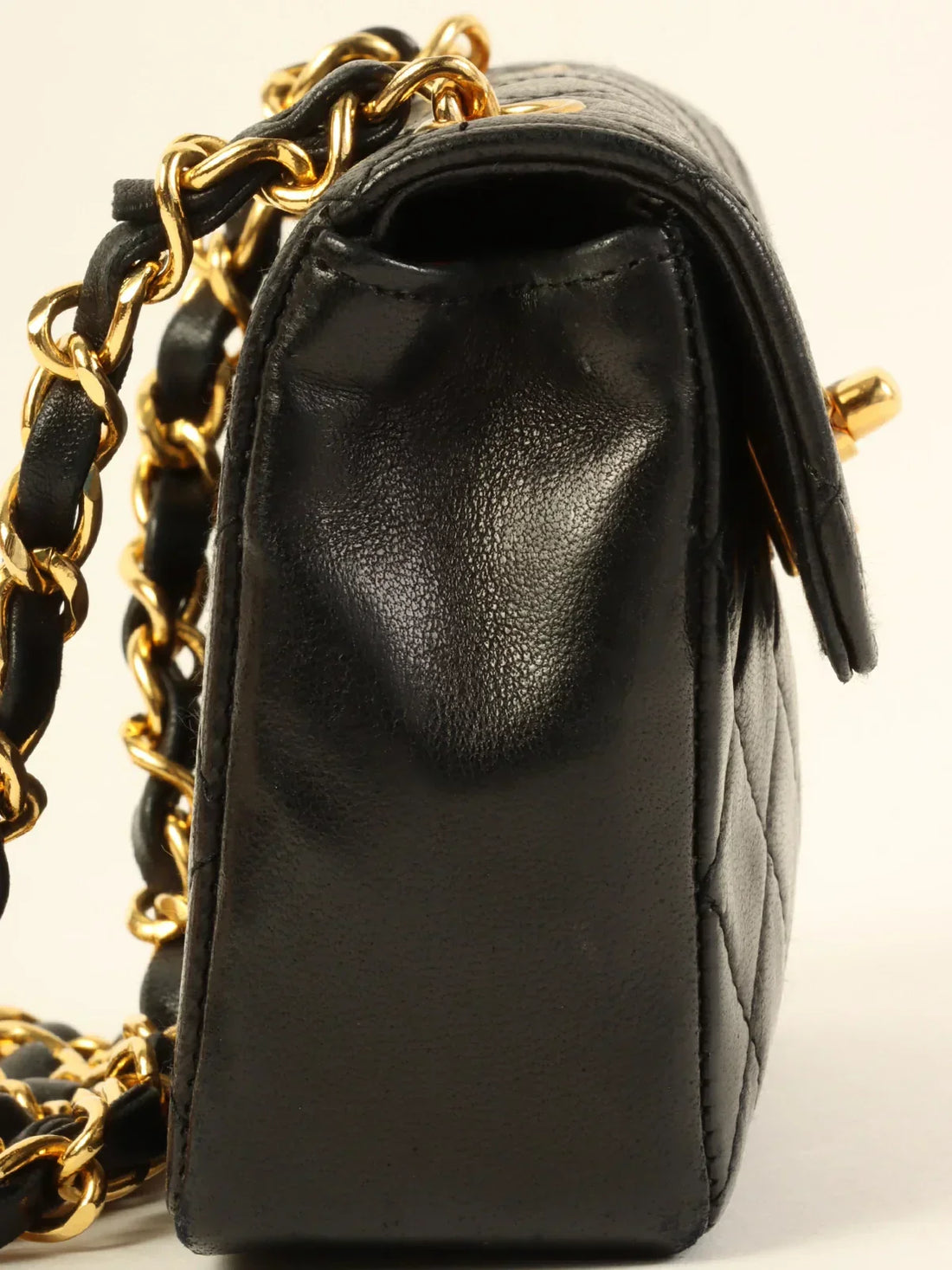 Top Quality Chanel Around 1990 Made Straight New Turn-Lock Mini Chain Bag Black